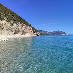 A 50 Mt Dal Mare , Cala Gonone Italië